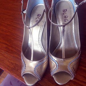 BCBGeneration gold/tan pumps, heels